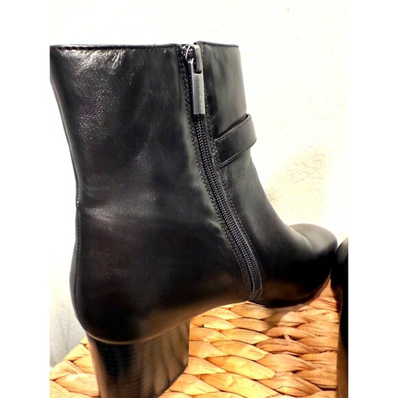 Women's Bandolino Ankle Boots Size 6 Leather Square Heels Hardly Worn - Picture 6 of 11